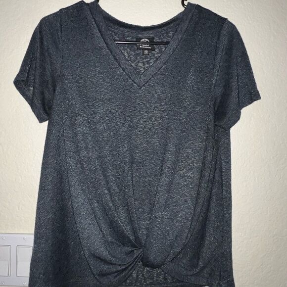 ❄️BOBEAU LADIES TOP- size SMALL- GREAT CONDITION - Picture 1 of 2
